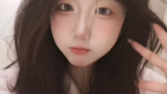 这个瞳色越看越呆呀