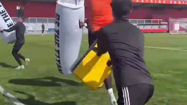 模拟实战摘高空球训练