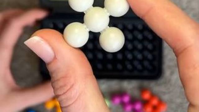 这个我能玩一整天！！ #玩个很新的东西 #解压