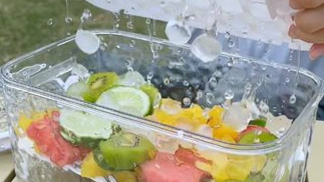 保鲜盒小冰箱 保鲜盒出户外露营春游野餐移动小冰箱收纳便携水果便当盒#水果保鲜盒便携  #外带水果保鲜