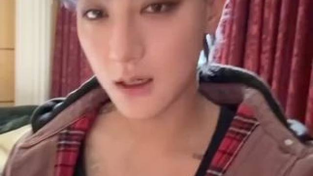 玩抽象暂停 我宣布黄子韬的真诚靠谱简直封神#黄子韬 #卫生巾工厂 #真诚