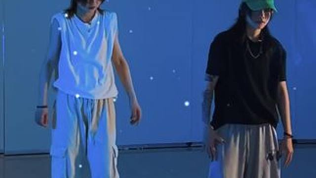 很像吗？ #心如止水 云里雾里差一个你#cuckoo编舞