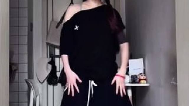 就这个 得劲！ #浅跳一下 #反差感 #一学就会系列