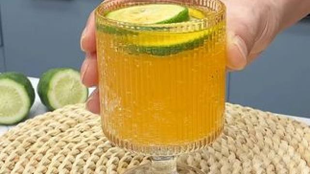 #夏日饮品 #鲜榨果汁 #雪克杯套装