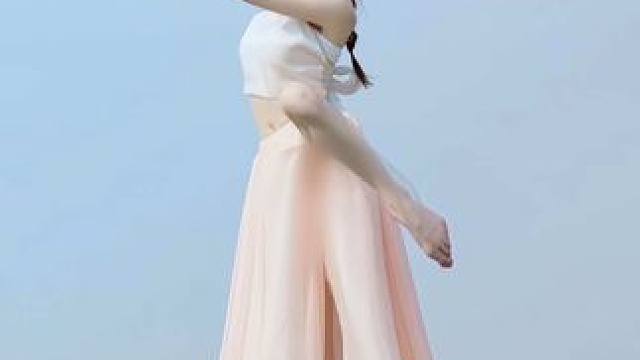 雨纷飞 飞在天空里是我的眼泪#雨纷飞 #古典舞