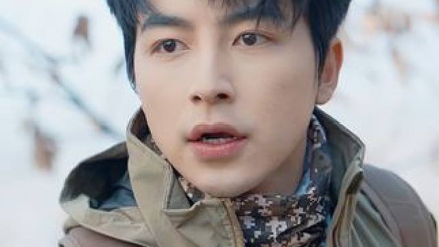 女人白月光回国，竟选择抛弃丈夫... #微剧吧