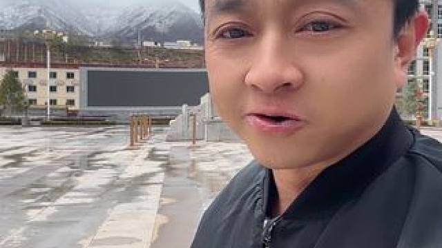 都快夏天了还下雪