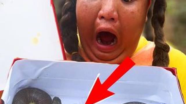 ToRung搞笑 小蛇不可爱吗
#搞笑#看一遍笑一遍