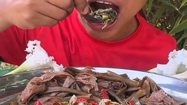 香米饭干辣椒️辣拌小蛙仔 #美食 #泰国美食 #户外美食 #内容启发搜索