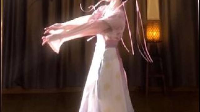 芳华慢～ #向全世界展示中国舞 #浅跳一下 #国风古韵