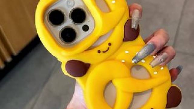 我宣布！这个面包手机壳是我今年买过最可爱的手机壳！ #面包手机壳 #这个手机壳真的长在我心巴上了 #