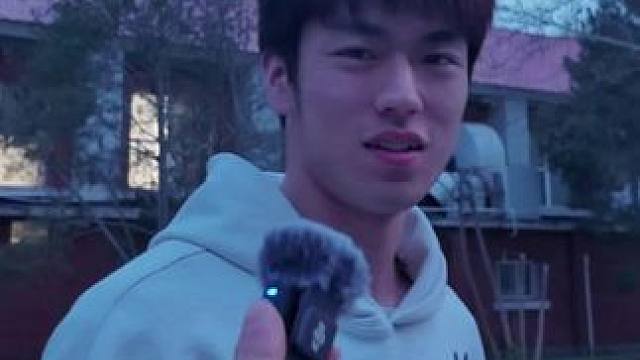 北京的风好大 那风有没有和你说些什么#北京体育大学 #校园采访 #体育生 #帅哥美女