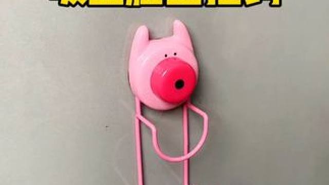 吸盘脸盆挂钩 这款吸盘脸盆挂钩 真不错，免打孔上墙，全家的脸盆都能上墙收纳不占地方，大号脸盆也没问题