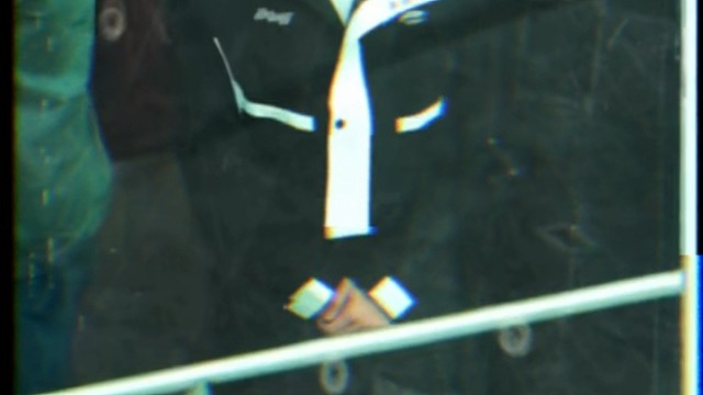 听完咯咯的歌好吗？