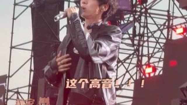 #颜安音乐节火力全开舞台 还有人不知道我们主包是唱跳全能idol吗！！！#颜安音乐节首秀  #202