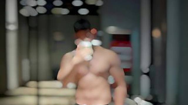 好吧，我爱锻炼、#健身一个月手会不会起茧