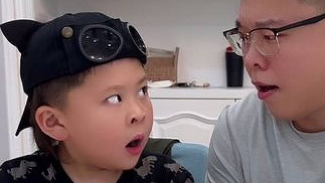 爸爸给儿子分担烦恼是应该的