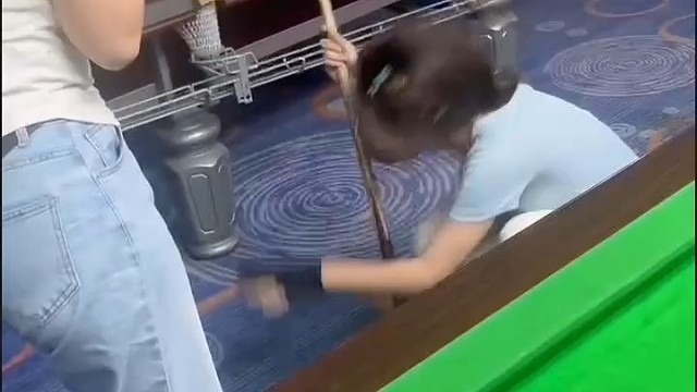 一个抽象的小女孩