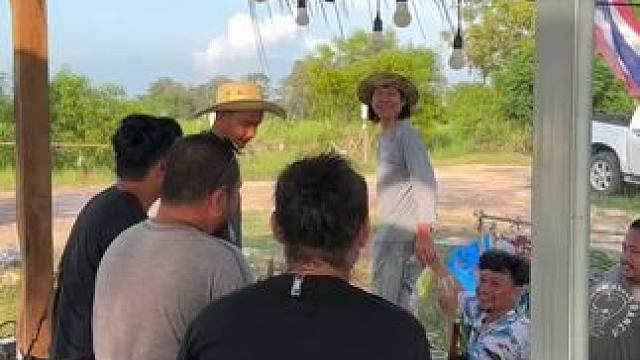 泰国的夜晚好怀旧啊 #泰国生活