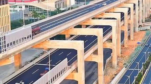 东莞双层高速，耗资221亿！ #内容启发搜索 #科普 #涨知识