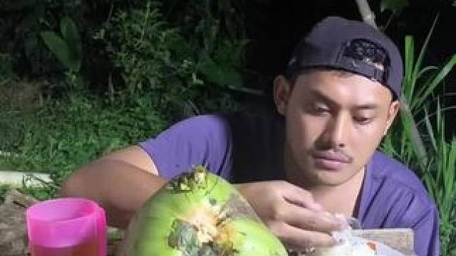 泰国大叔 #我的农村生活 #舌尖上的味道 #把家乡的味道分享给大家 #农村美食记录生活 #东南亚美食