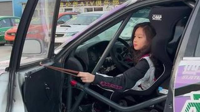 你们10岁的时候都在干嘛呢#赛车 #赛车手 #酷女孩 #女车手 #f1赛车