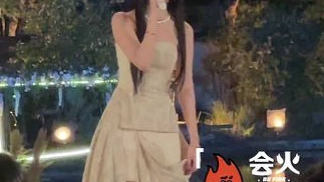 清泉一般的声音，就是陈卓璇#很高兴音乐会#陈卓璇 #很高兴音乐会无锡无樱花版