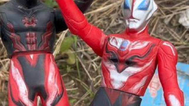 贝利亚穿错了捷德奥特曼的裤子旁边还有一个长长的尾巴#奥特曼 #奥特曼玩具 #儿童玩具