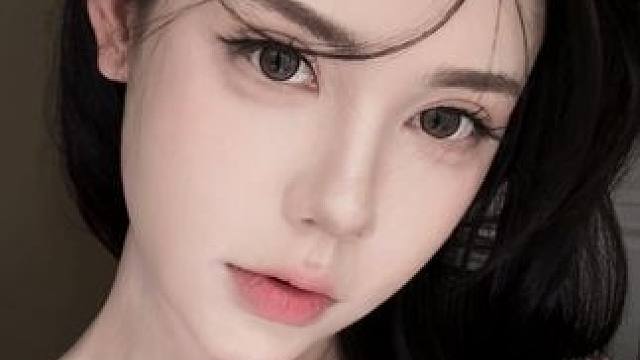 轻松画出骨相感的“双CUI”修容法#妆容分享 #修容 #罗予彤修容