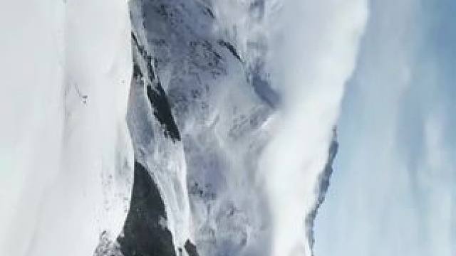 答案都在路上 自由都在风里️#我们在旅行中被治愈 #人生第一座雪山 #我来到了雪山之巅 #在川西感受