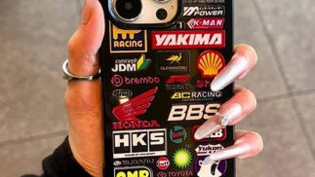 兄弟们，这个汽车标签手机壳真的酷啊！  #是时候安排一下了 #超酷手机壳 #高级感手机壳 #3C好物