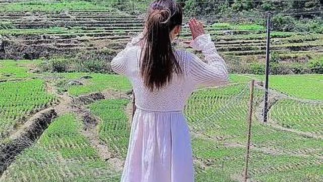 小时候很穷，通讯全靠吼，交通得靠走！#乡愁记忆 #大山深处 #我的乡村生活 #农村