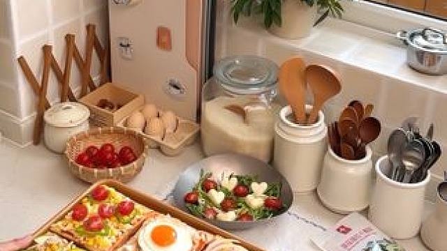 厨房日记备餐日做了冷冻吐司披萨✨ #沉浸式做饭 #在家做美食 #春日好食光 #备餐 #vlog日常