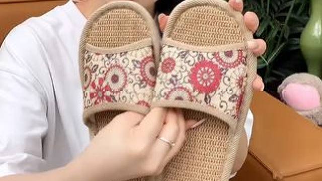 买一送一亚麻拖鞋 #好物推荐 #软底软面穿上超舒服 #透气舒适不臭脚 #便宜又好穿 #夏季新款