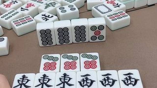 这牌～绝了#打麻将 #小麻将解心宽 #这是高手