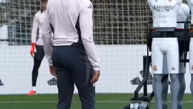 能否逆转翻盘？备战阿森纳，姆巴佩加练了任意球