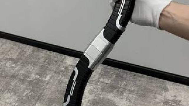 这把光剑不得把我朋友迷成制丈~ #有男生会拒绝这个玩具吗 #酷炫 #光剑