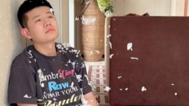 夏天不敢出门的晒太阳的，不能违约的好方法就在直播间