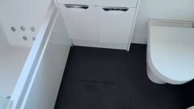 没有男生会拒绝这么酷的电动水枪吧~ #有男生会拒绝这个玩具吗 #电动水枪 #酷炫