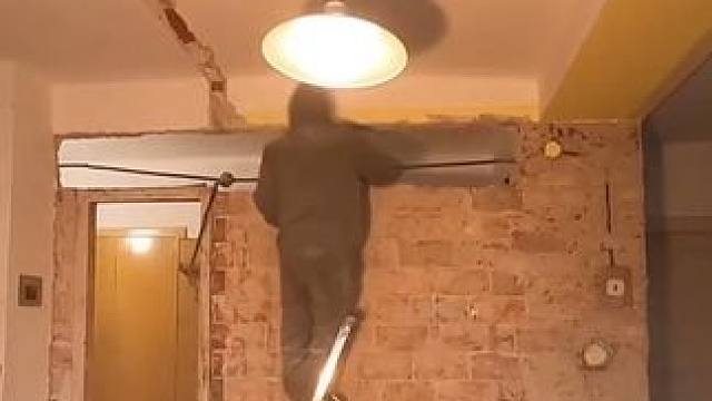 闪电侠⚡️旧房翻新前的拆卸过程。 #旧房改造 #拆除工程 #解压视频 #解压时刻 #极度舒适