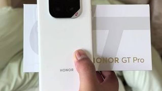 荣耀这两年是觉醒了吗，我从没见过荣耀gt系列居然有这么强的产品力，真的是梦回当年了。还有荣耀GTPr