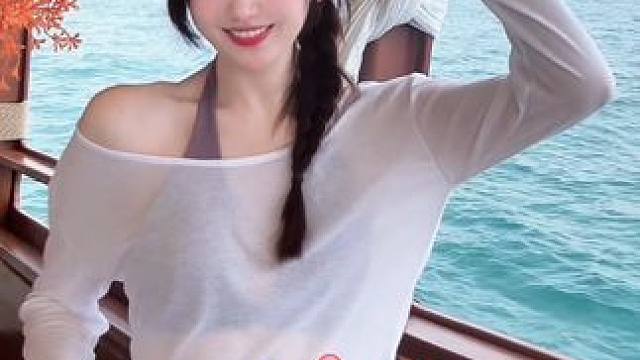 扑面而来的海风～夏天的味道 #用越来越不懂手势舞打开春天 #vctcn #无畏契约#海岛度假 #甜妹