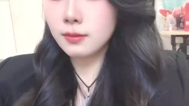 这个发型能匹配今天的心情