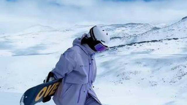 可可托海的雪永远都不会让你失望
#雪季封板 #可可托海 #金牌滑雪教练 #自由和远方