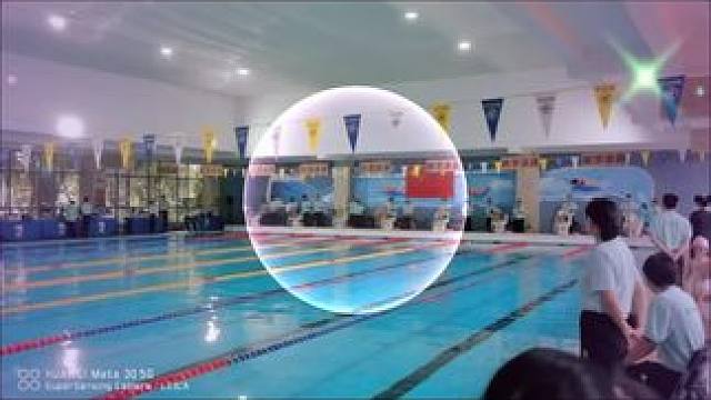 水不撩不知深浅，人不拼怎知输赢。可以不光芒万丈，但别停止自己发光，这一秒不放弃，下一秒就会有希望。
