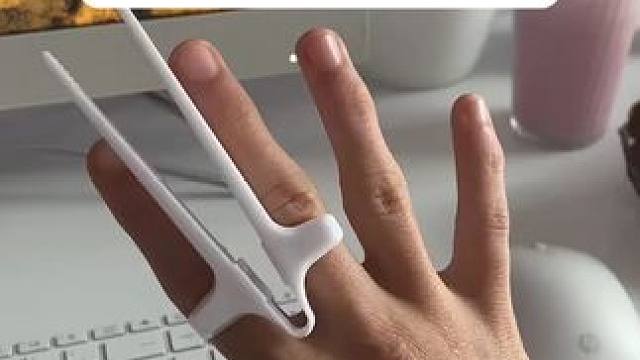 这样可以搬砖边吃零食了~ #玩个很新的东西