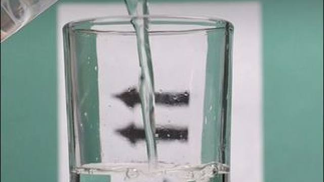 生活中小小的现象都是大大的物理化知识，快给孩子准备一套满满的物理化知识启蒙书吧#物理启蒙