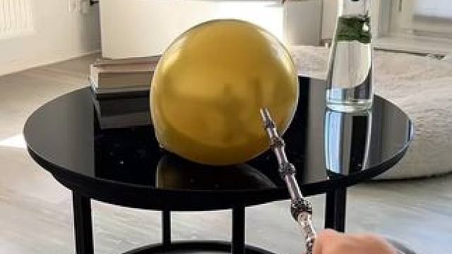 没有男生会拒绝这么酷的魔杖吧~ #有男生会拒绝这个玩具吗  #酷炫