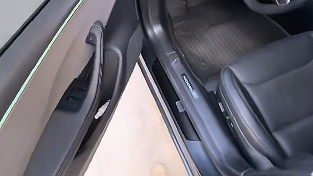 特斯拉屏幕换挡