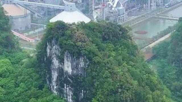 世界最大水泥厂，位于广东英德水泥之乡，海螺水泥拥有80多家分厂，你家有用过吗？#旅行推荐官 #海螺水